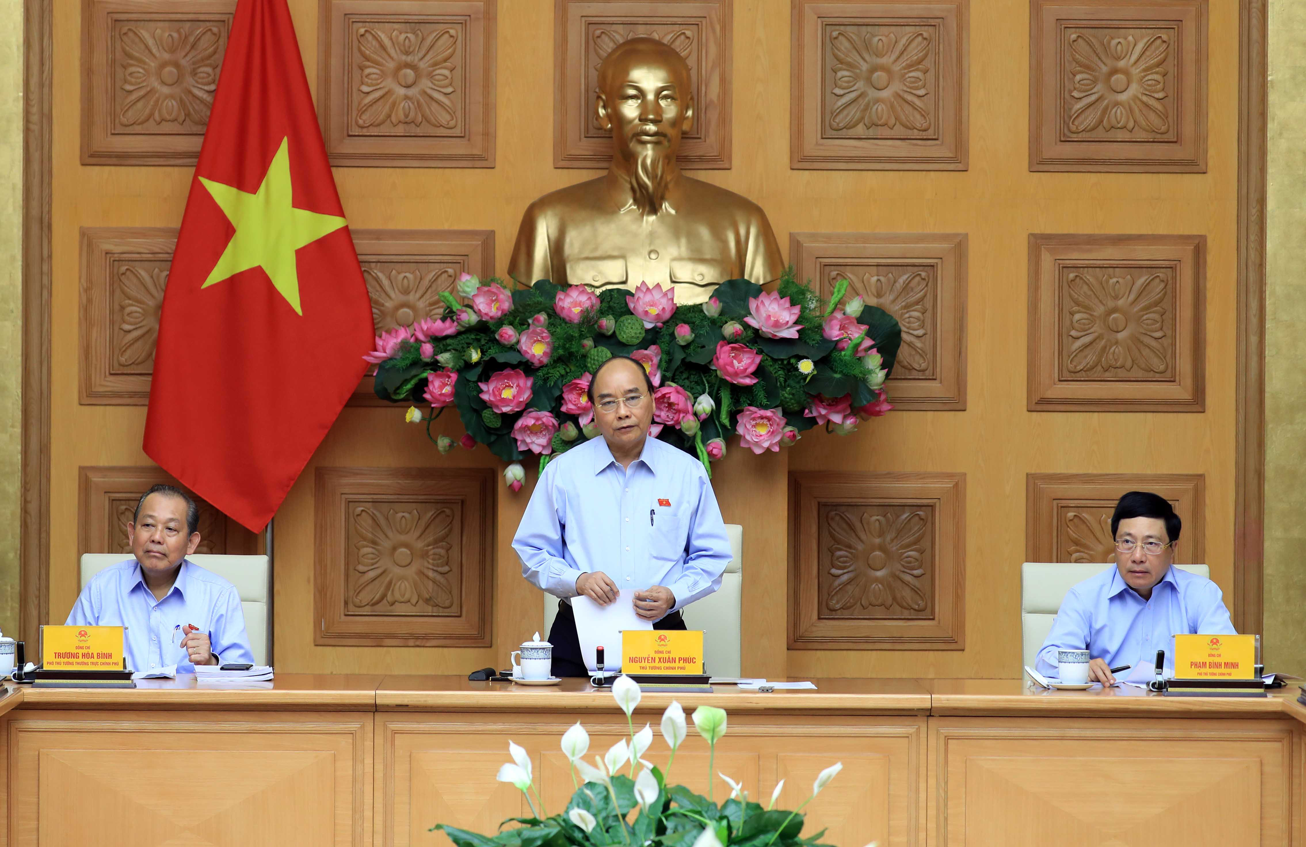 Thường trực Chính phủ họp về cải cách tiền lương

